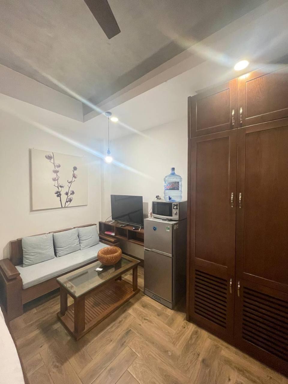 Ty House Apartment Managed By Lily Home Hanoi Eksteriør billede